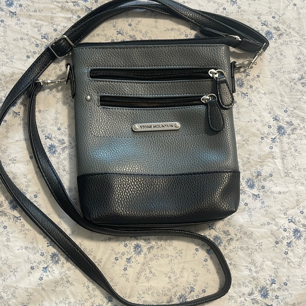 Stone Mountain passport purse